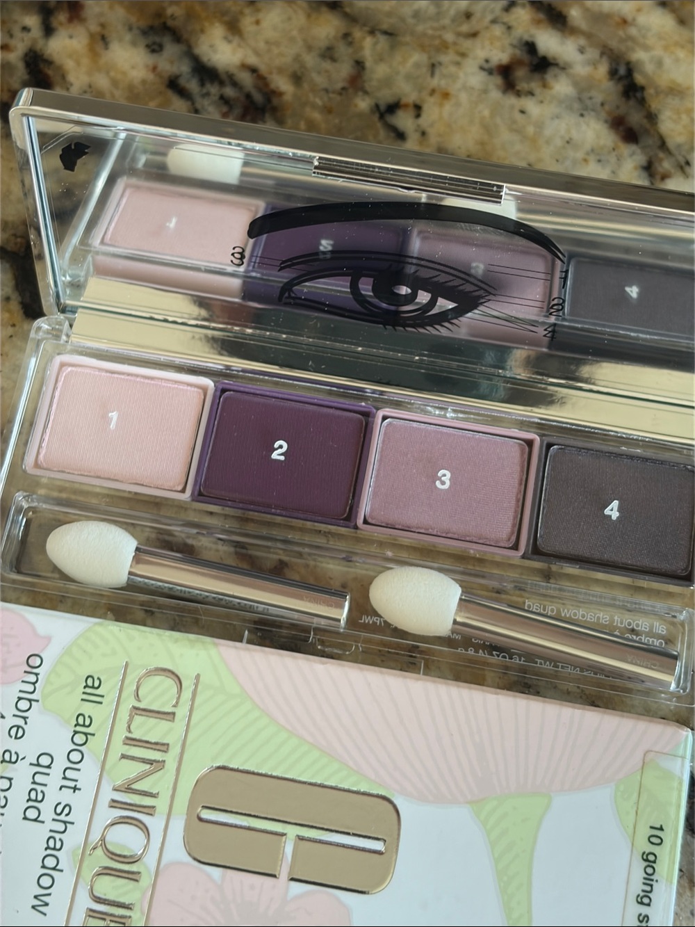 💕⚡️Clinique Going Steady All About Shadow Quad - Picture 5 of 8